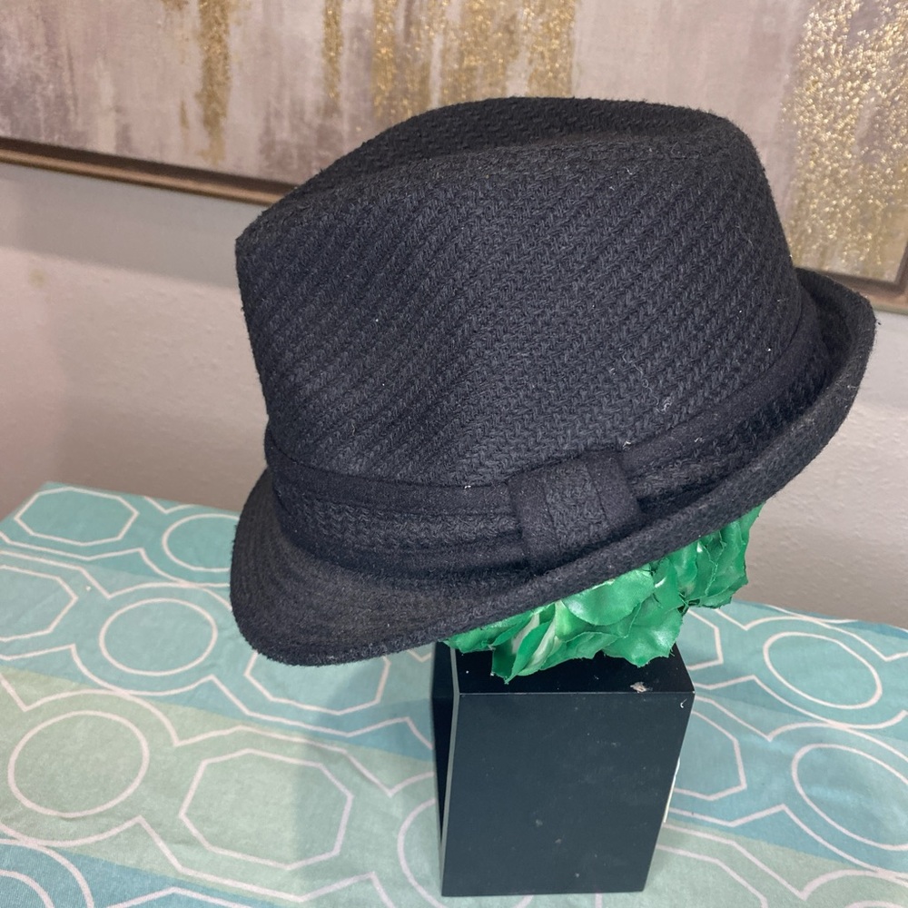 Black Woven Hat - Picture 4 of 4
